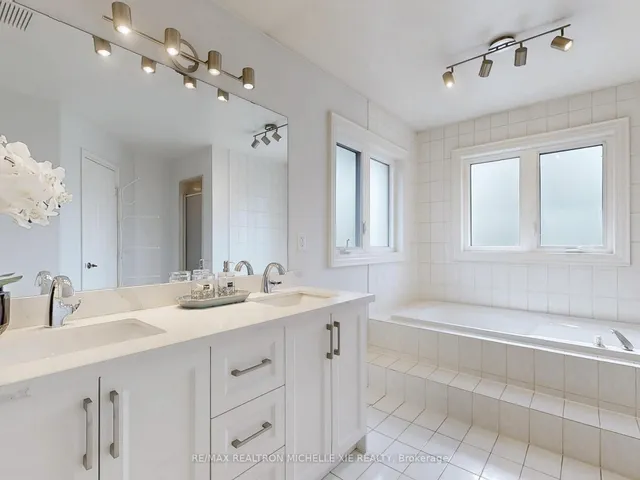 Additional property image - 41 Inverhuron Tr