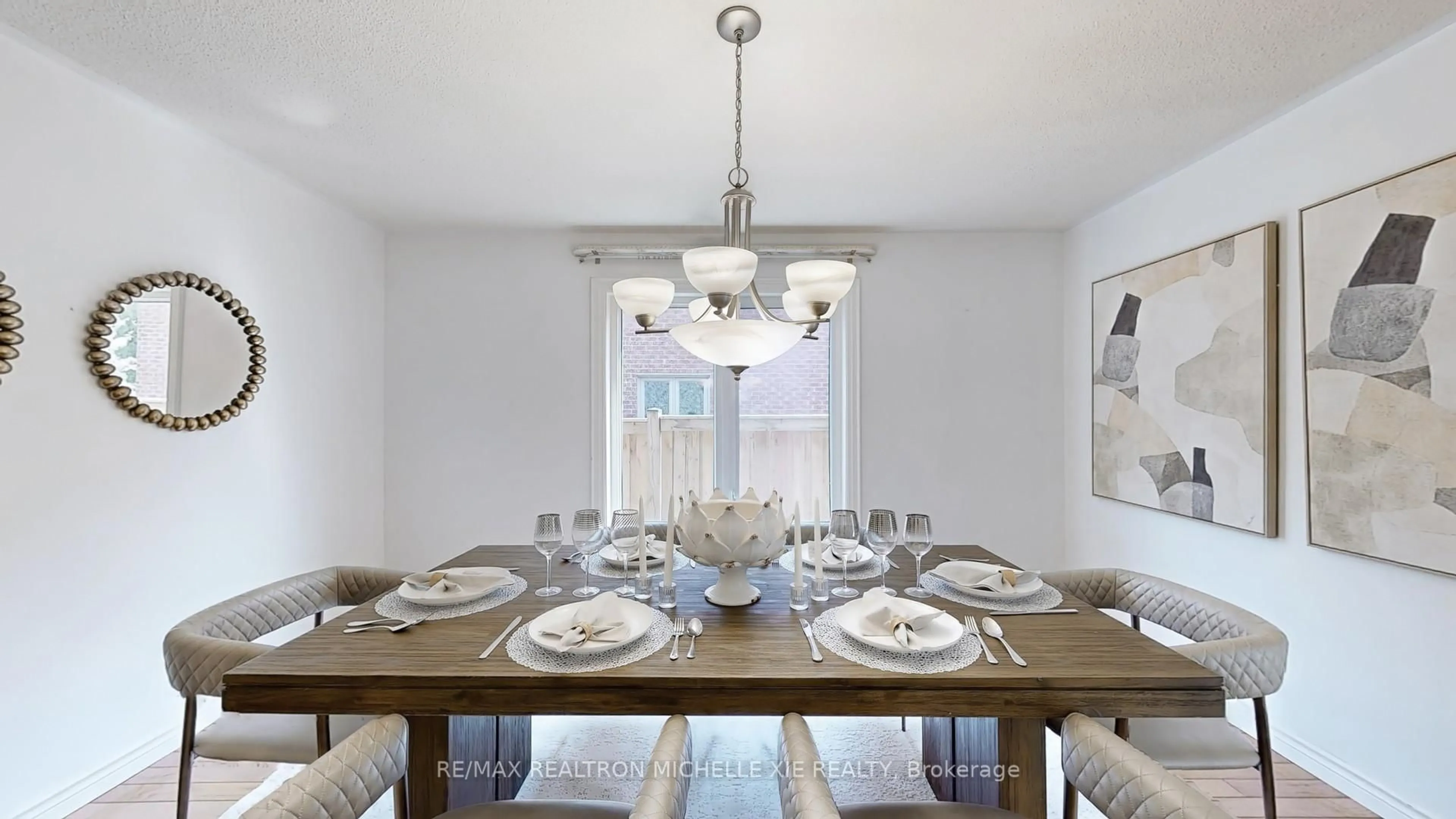 Dining room, unknown for 41 Inverhuron Tr, Oakville Ontario L6H 5Z7