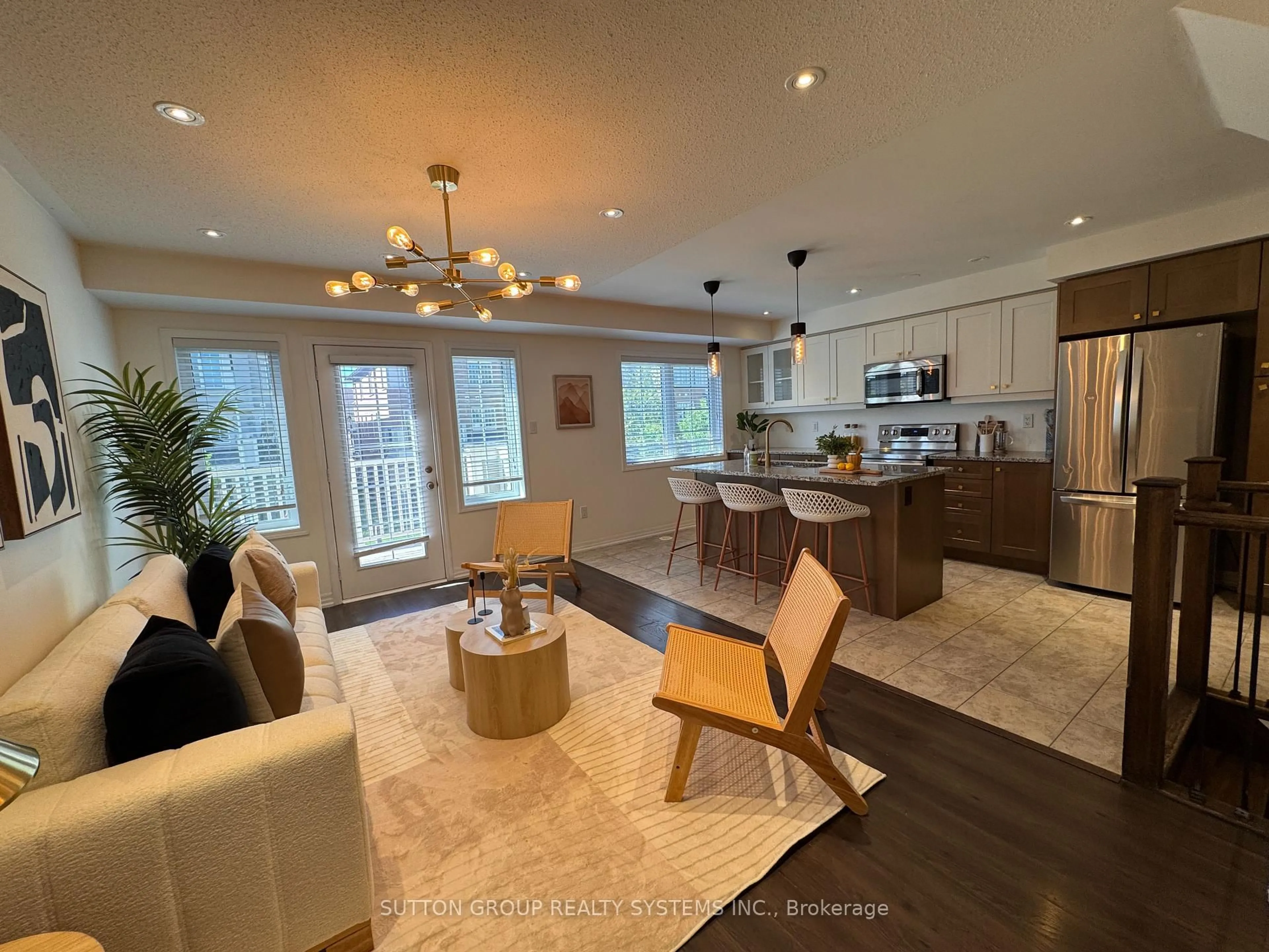 Open concept kitchen, wood/laminate floor for 232 Betsy Dr, Oakville Ontario L6M 0V3