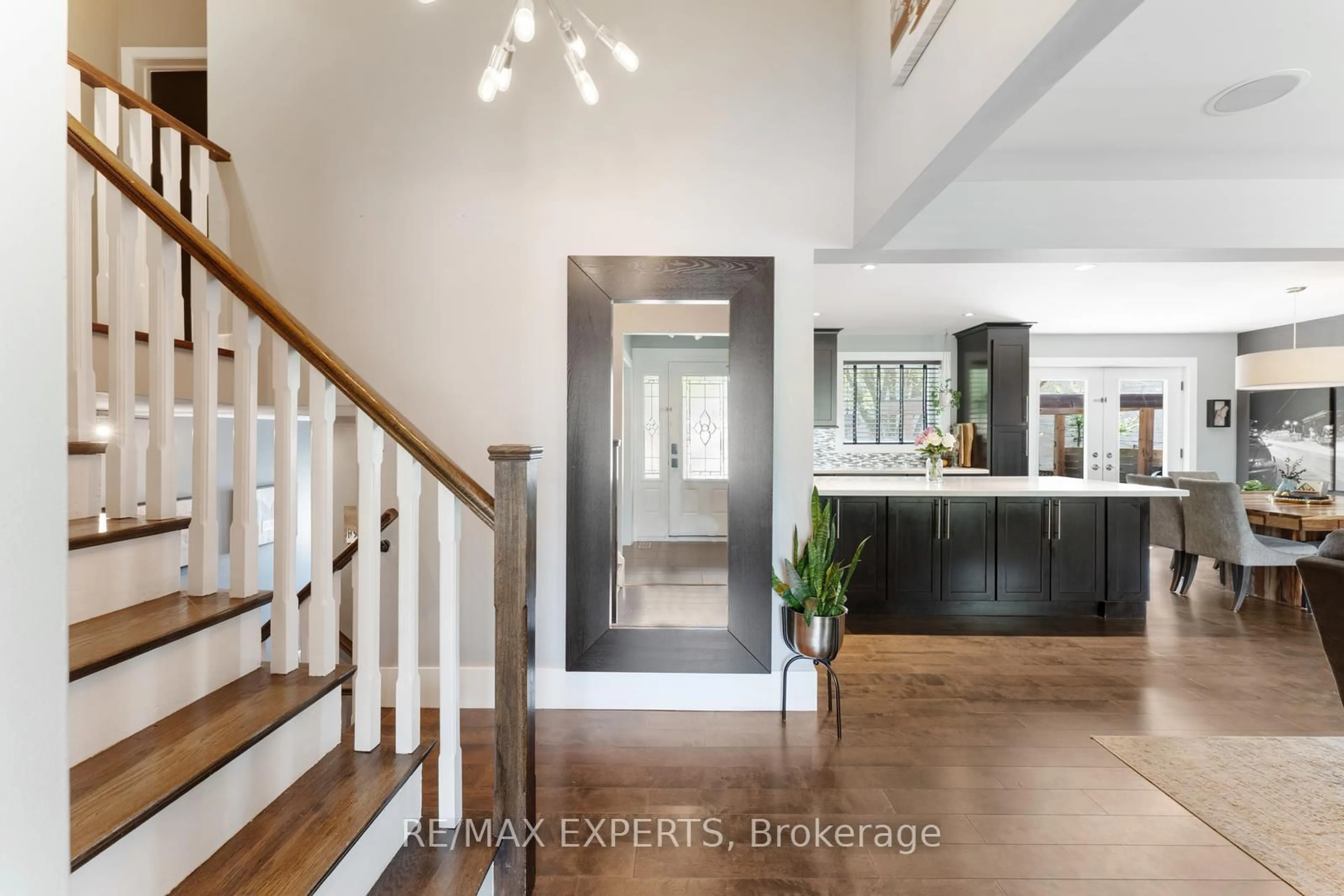 Indoor foyer for 69 Smithwood Dr, Toronto Ontario M9B 4S2