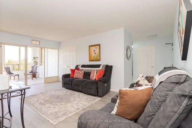 Additional property image - 20 Cherrytree Dr Unit 304