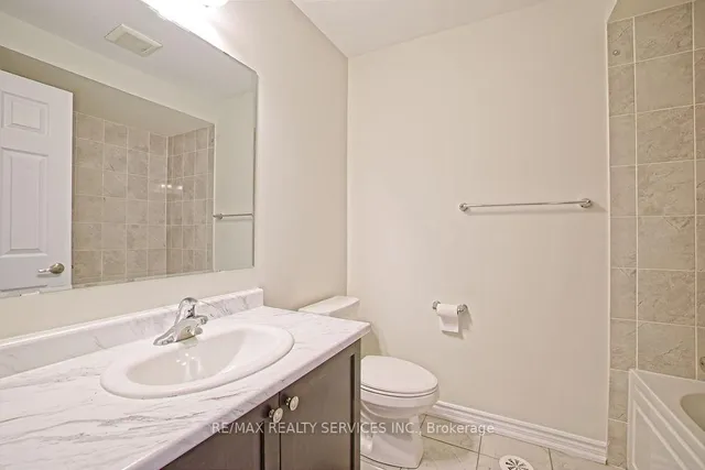 Additional property image - 284 Lagerfeld Dr