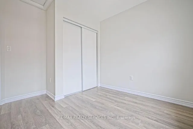 Additional property image - 284 Lagerfeld Dr