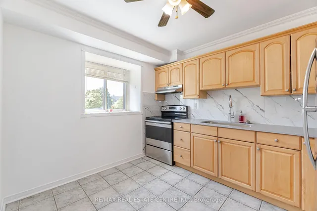Additional property image - 122 Moregate Cres
