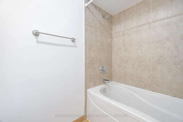 Additional property image - 122 Moregate Cres