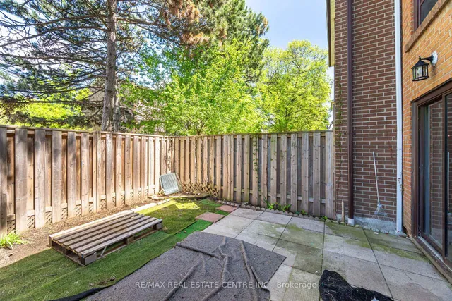 Additional property image - 122 Moregate Cres