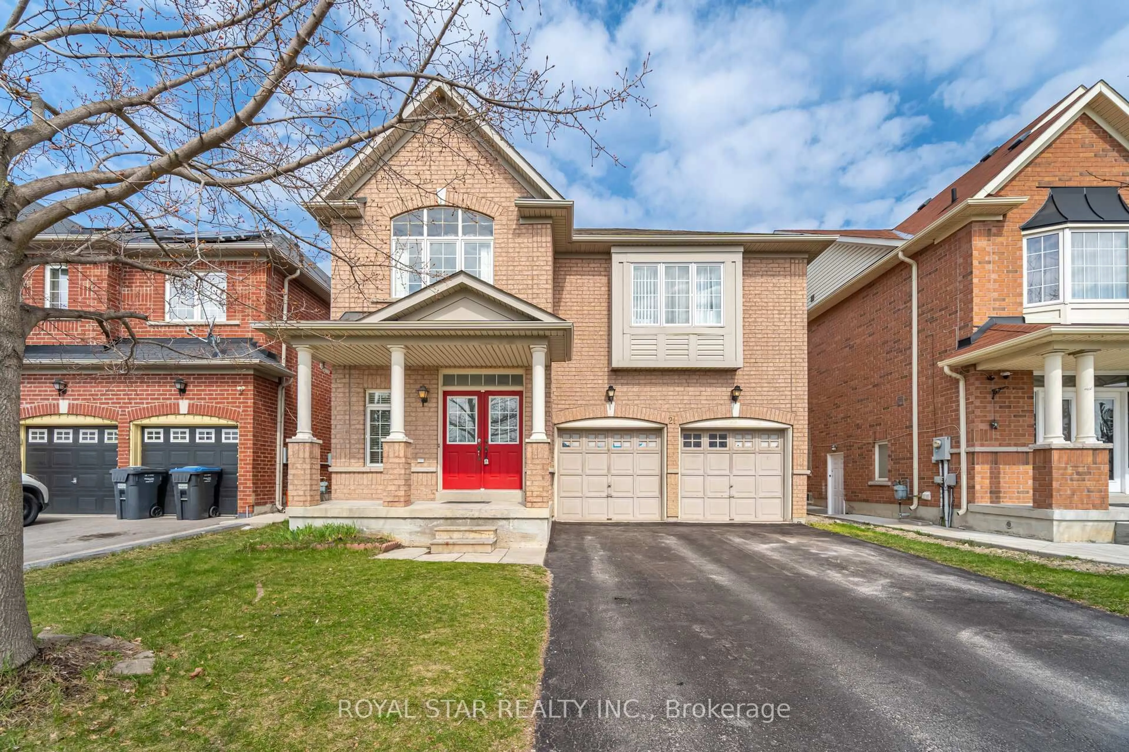 Home with brick exterior material, street for 21 Baylawn Circ, Brampton Ontario L6P 2M6