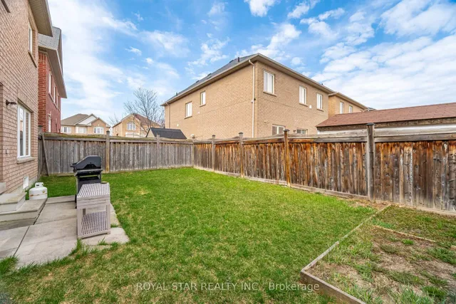 Additional property image - 21 Baylawn Circ