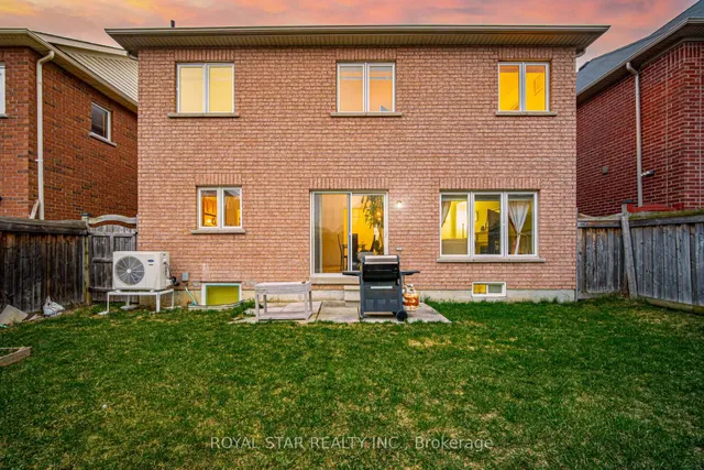 Additional property image - 21 Baylawn Circ