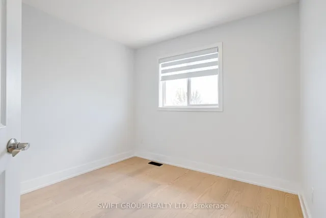 Additional property image - 2569 Gill Cres