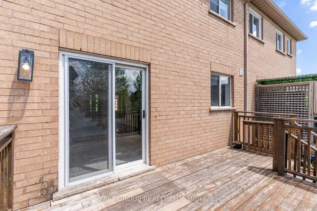 Additional property image - 2569 Gill Cres