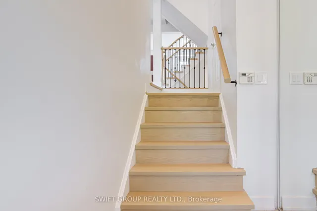 Additional property image - 2569 Gill Cres