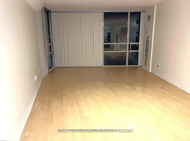 Additional property image - 50 Eglinton Ave Unit 1010