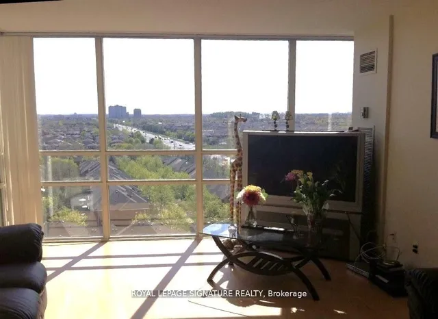 Additional property image - 50 Eglinton Ave Unit 1010