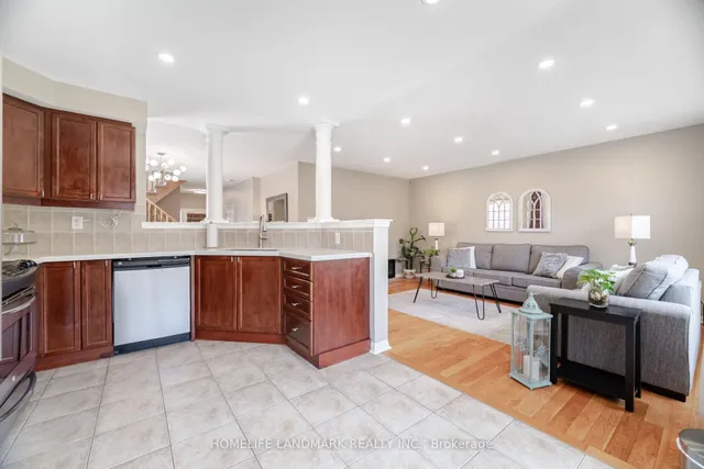 Additional property image - 845 Mckay Cres