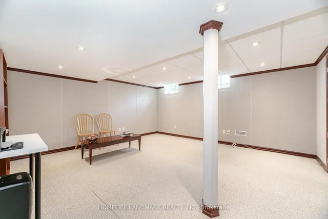Additional property image - 845 Mckay Cres