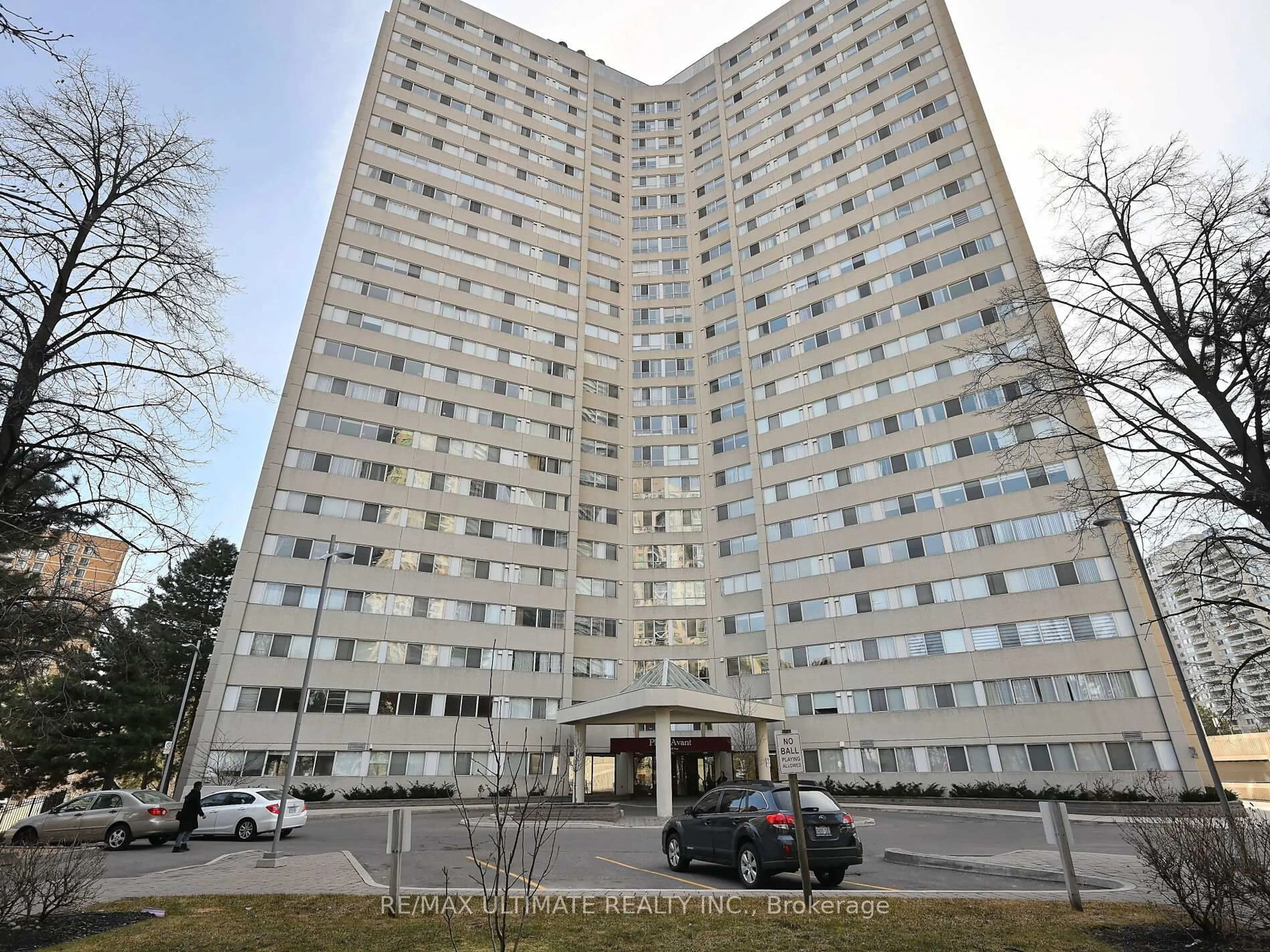 Unknown for 3700 Kaneff Cres #2101, Mississauga Ontario L5A 4B8