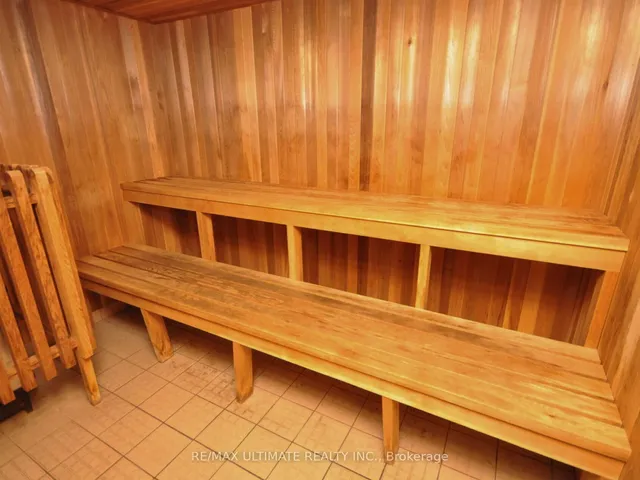 Additional property image - 3700 Kaneff Cres Unit 2101