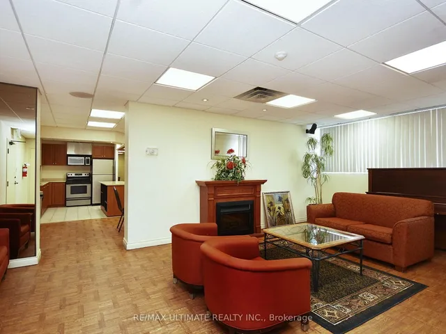 Additional property image - 3700 Kaneff Cres Unit 2101