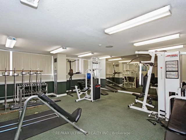 Additional property image - 3700 Kaneff Cres Unit 2101