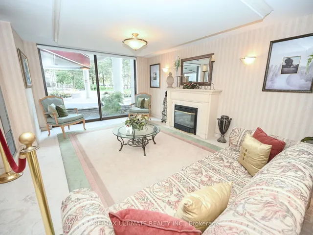 Additional property image - 3700 Kaneff Cres Unit 2101