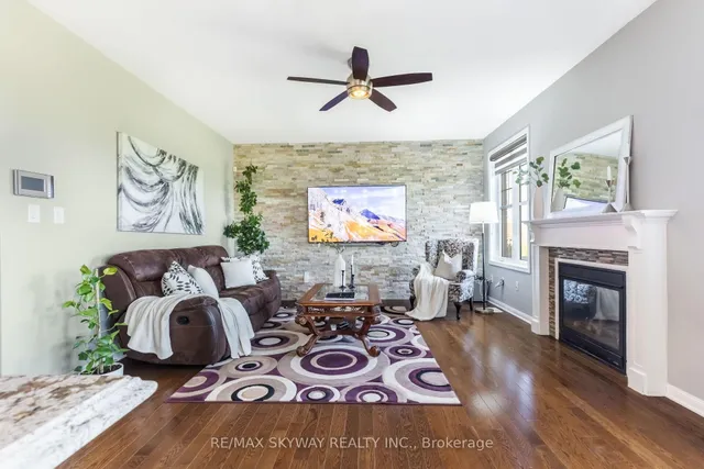 Additional property image - 20 Miracle Tr