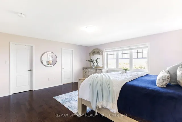 Additional property image - 20 Miracle Tr