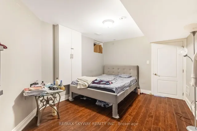 Additional property image - 20 Miracle Tr