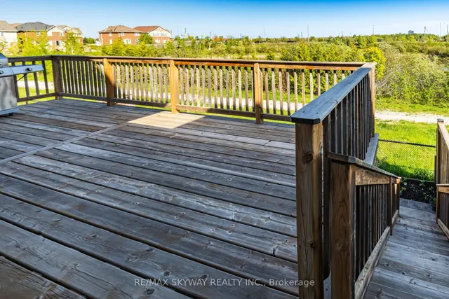 Additional property image - 20 Miracle Tr