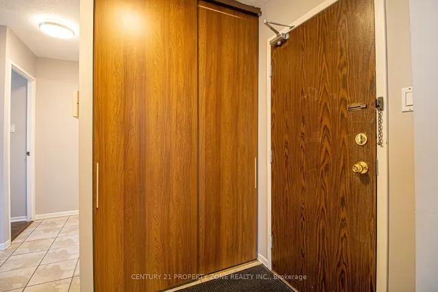 Additional property image - 25 Kensington Rd Unit 1612