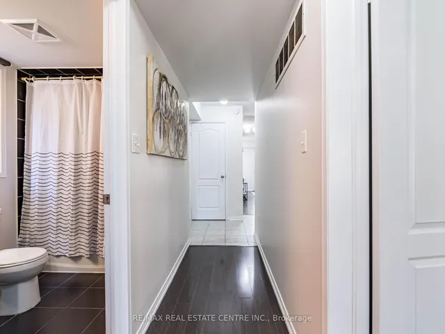 Additional property image - 2460 Post Rd Unit 3