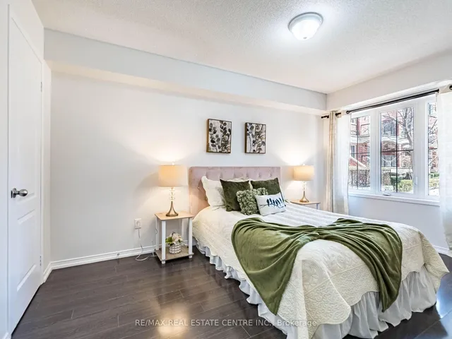 Additional property image - 2460 Post Rd Unit 3