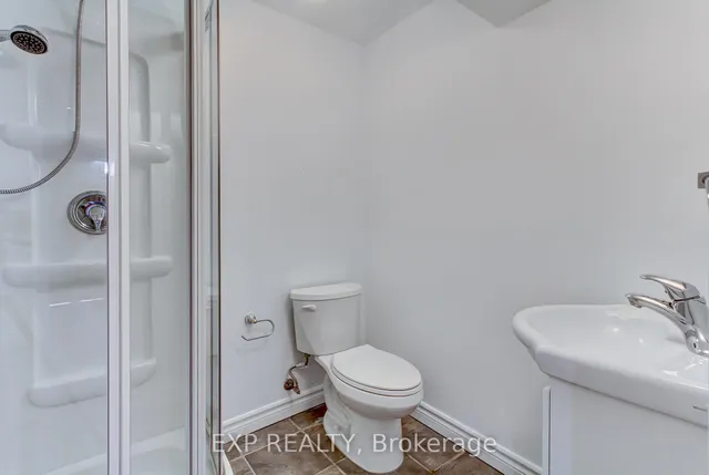 Additional property image - 470 Gowland Cres