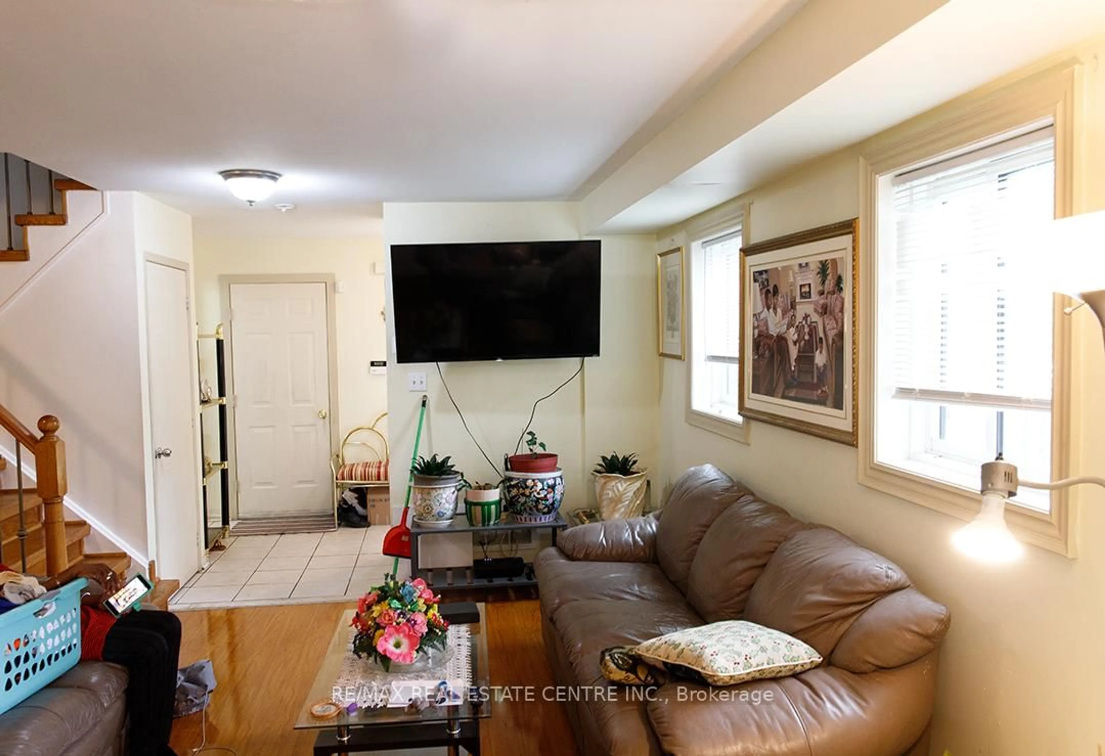 Living room with furniture, unknown for 133 Saddletree Tr, Brampton Ontario L6X 4M9