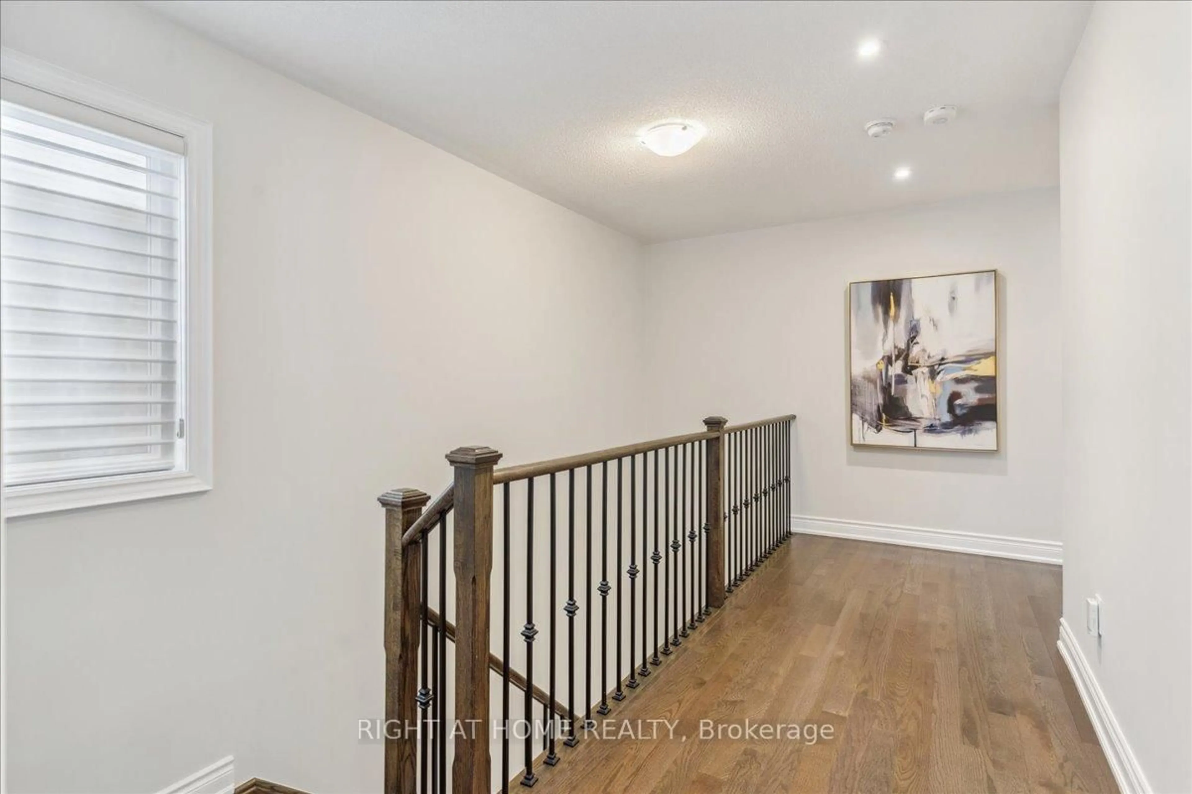 Unknown for 28 Hubbell Rd, Brampton Ontario L6Y 2A5