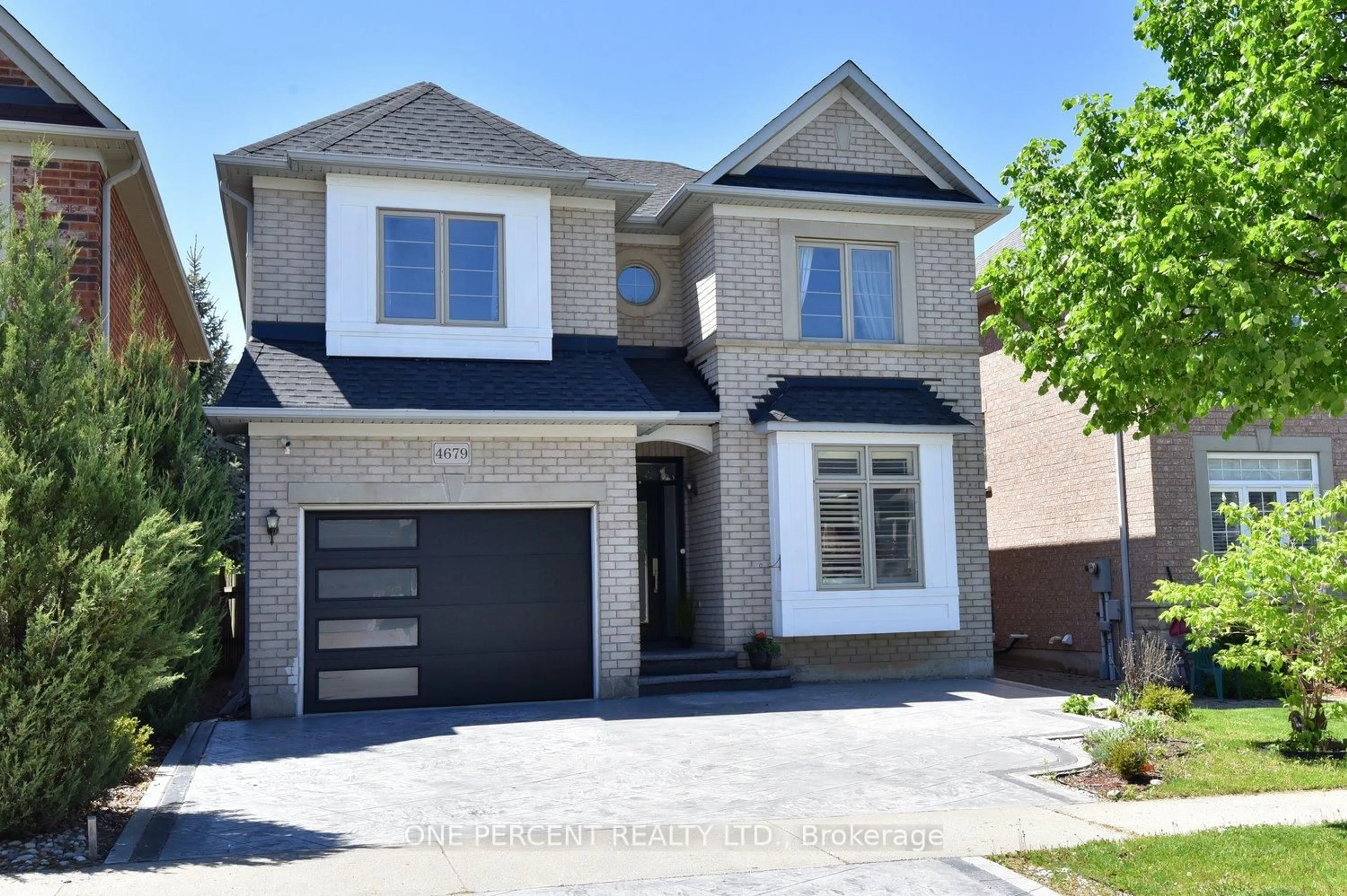 Home with brick exterior material, street for 4679 Mcleod Rd, Burlington Ontario L7M 0K6