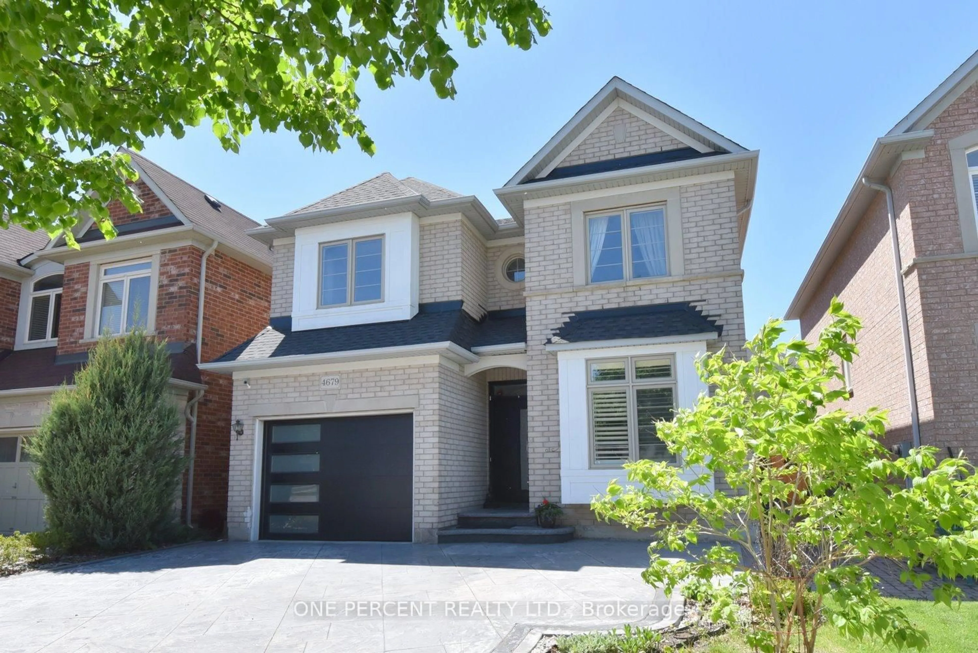 Home with brick exterior material, street for 4679 Mcleod Rd, Burlington Ontario L7M 0K6
