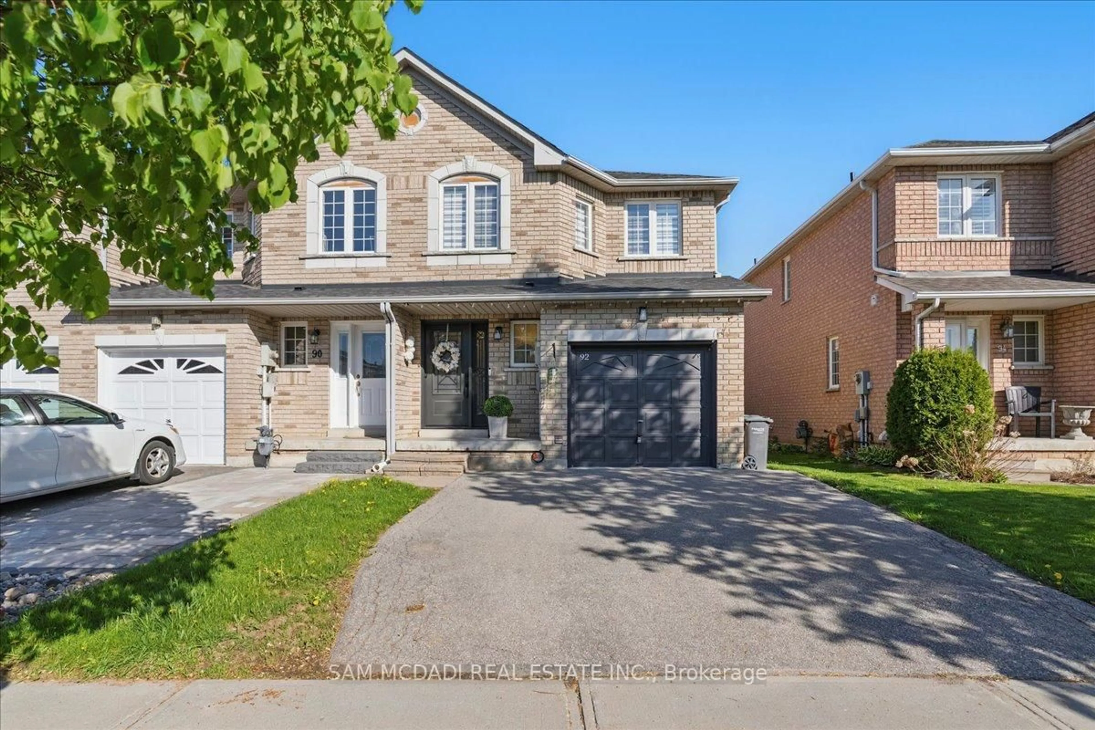 Home with brick exterior material, street for 92 Wood Circ, Caledon Ontario L7E 1R3