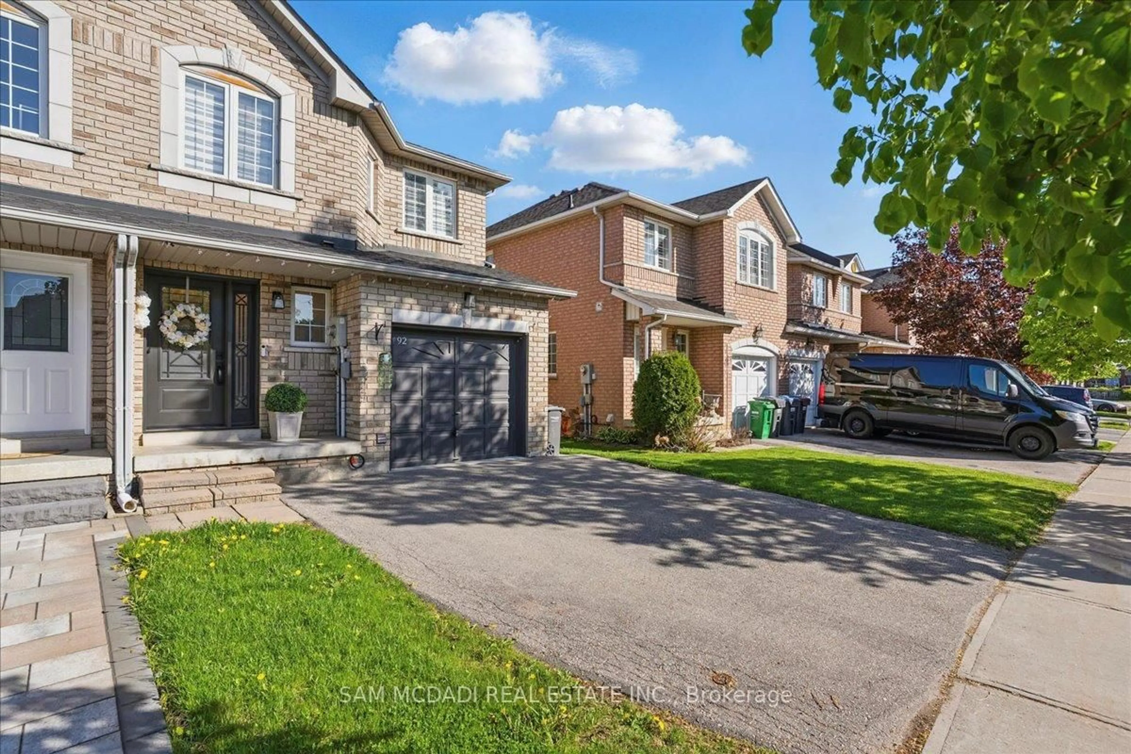 Home with brick exterior material, street for 92 Wood Circ, Caledon Ontario L7E 1R3