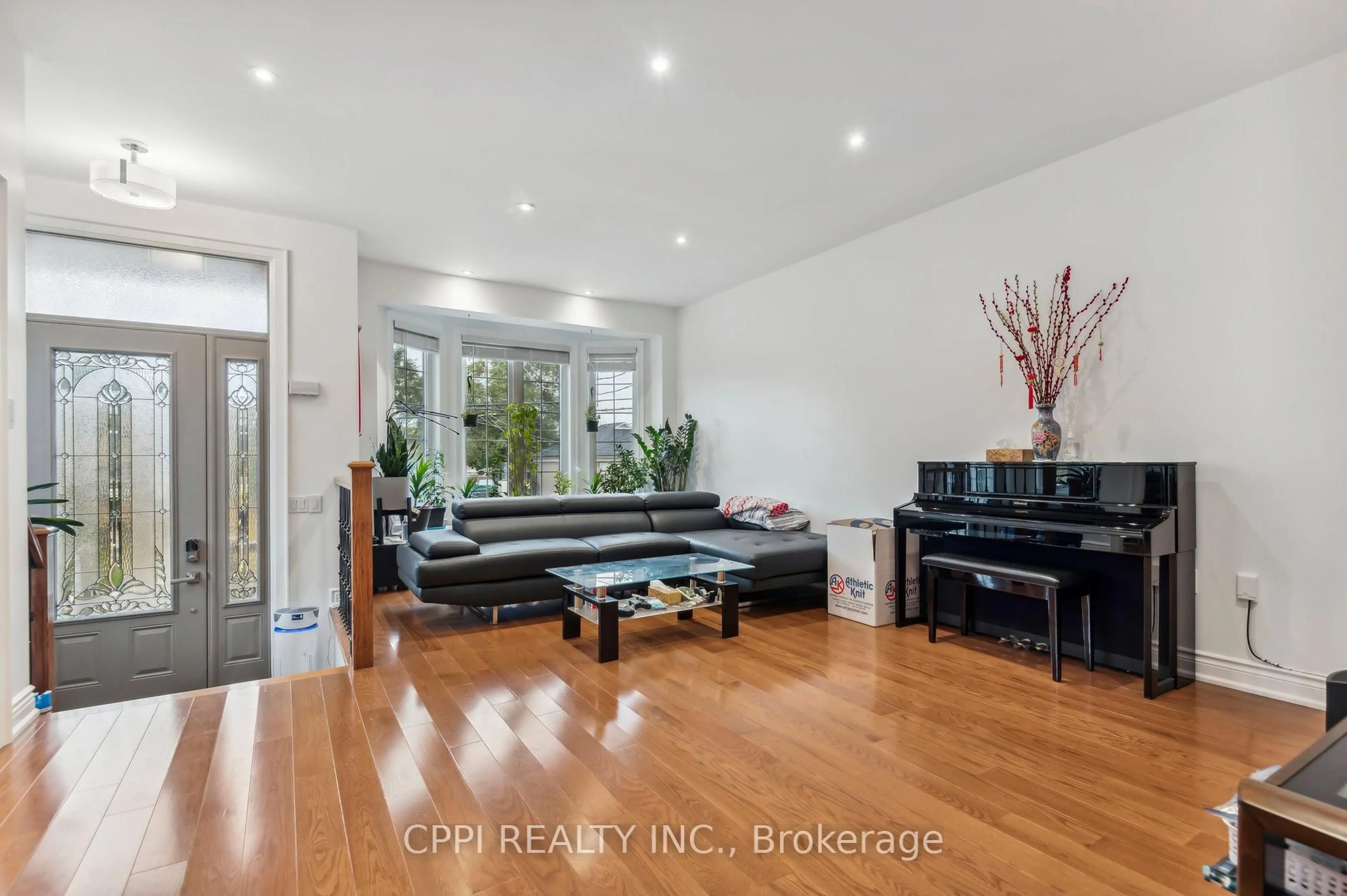 Living room with furniture, unknown for 2C Bexley Cres, Toronto Ontario M6N 2P5