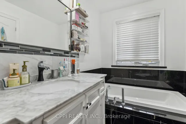 Additional image 10 of 2C Bexley Cres