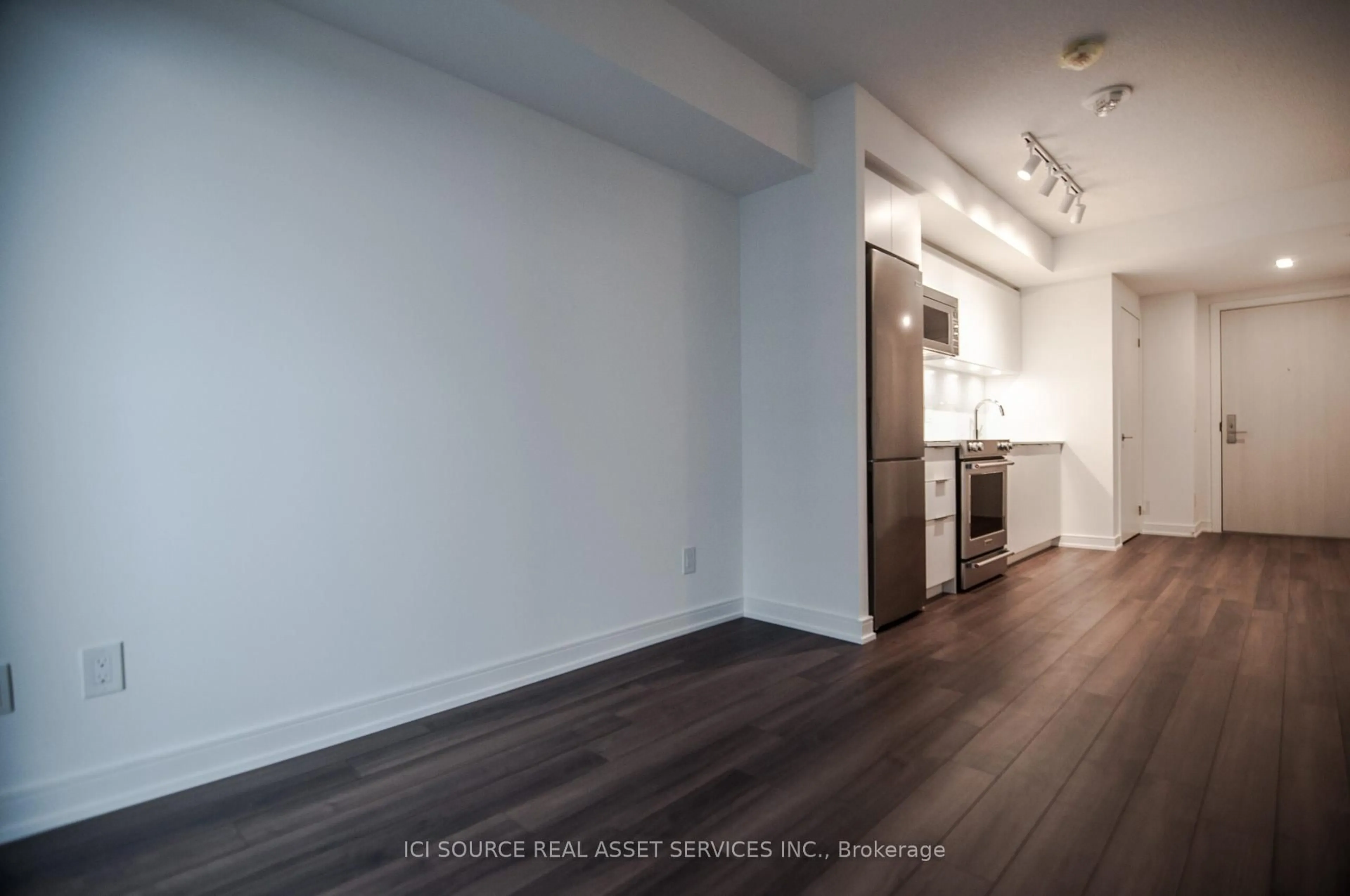 Unknown for 30 Samuel Wood Way #1805, Toronto Ontario M9B 0C9