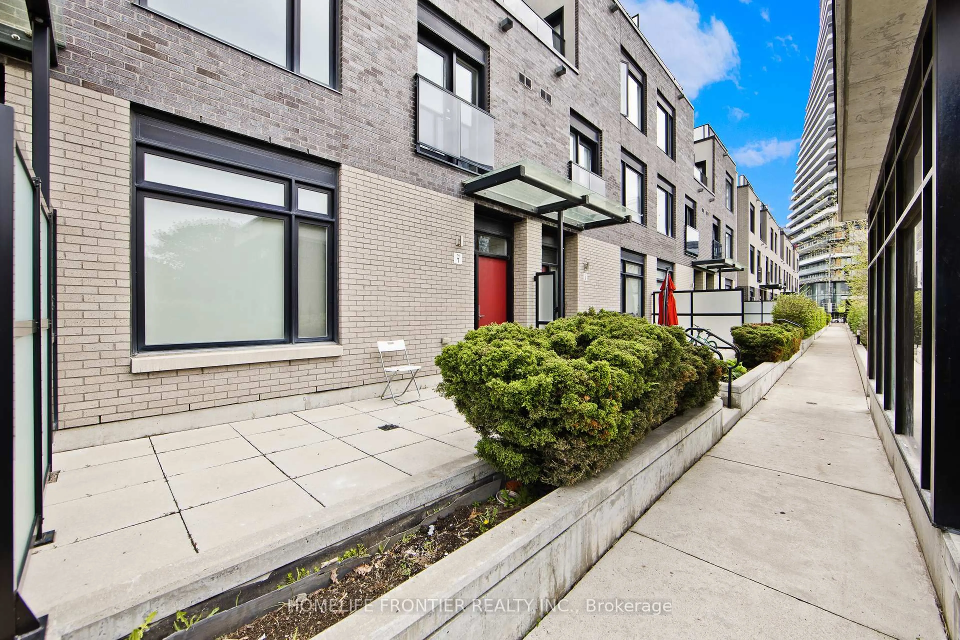 Unknown for 4020 Parkside Village Dr #7, Mississauga Ontario L5B 0K2