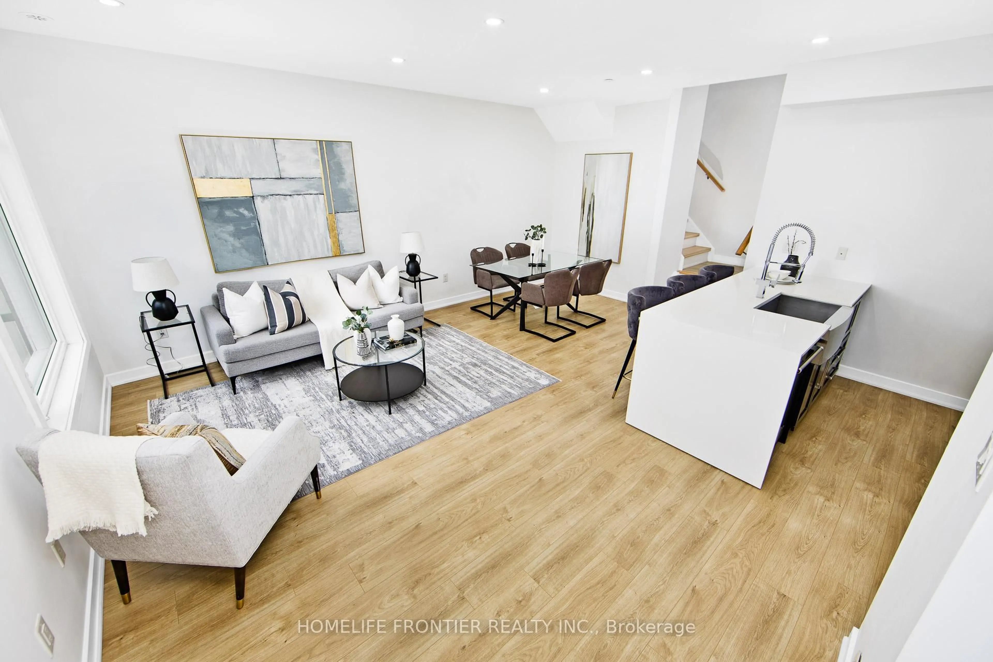 Unknown for 4020 Parkside Village Dr #7, Mississauga Ontario L5B 0K2