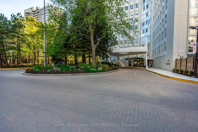 Additional property image - 3650 Kaneff Cres Unit 2302