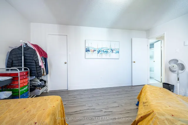 Additional property image - 3650 Kaneff Cres Unit 2302