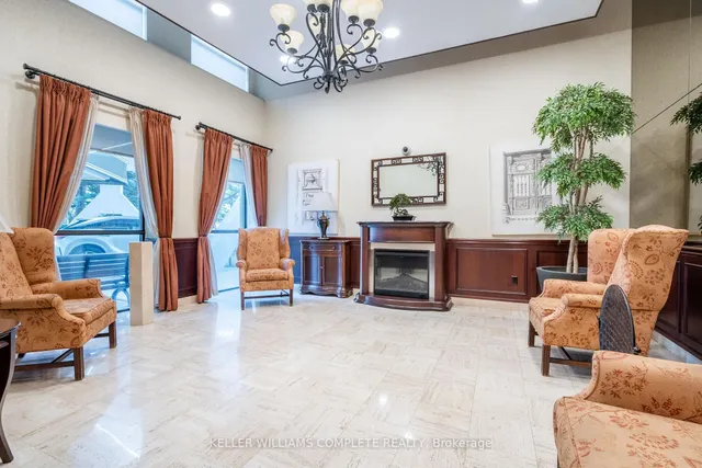 Additional property image - 3650 Kaneff Cres Unit 2302