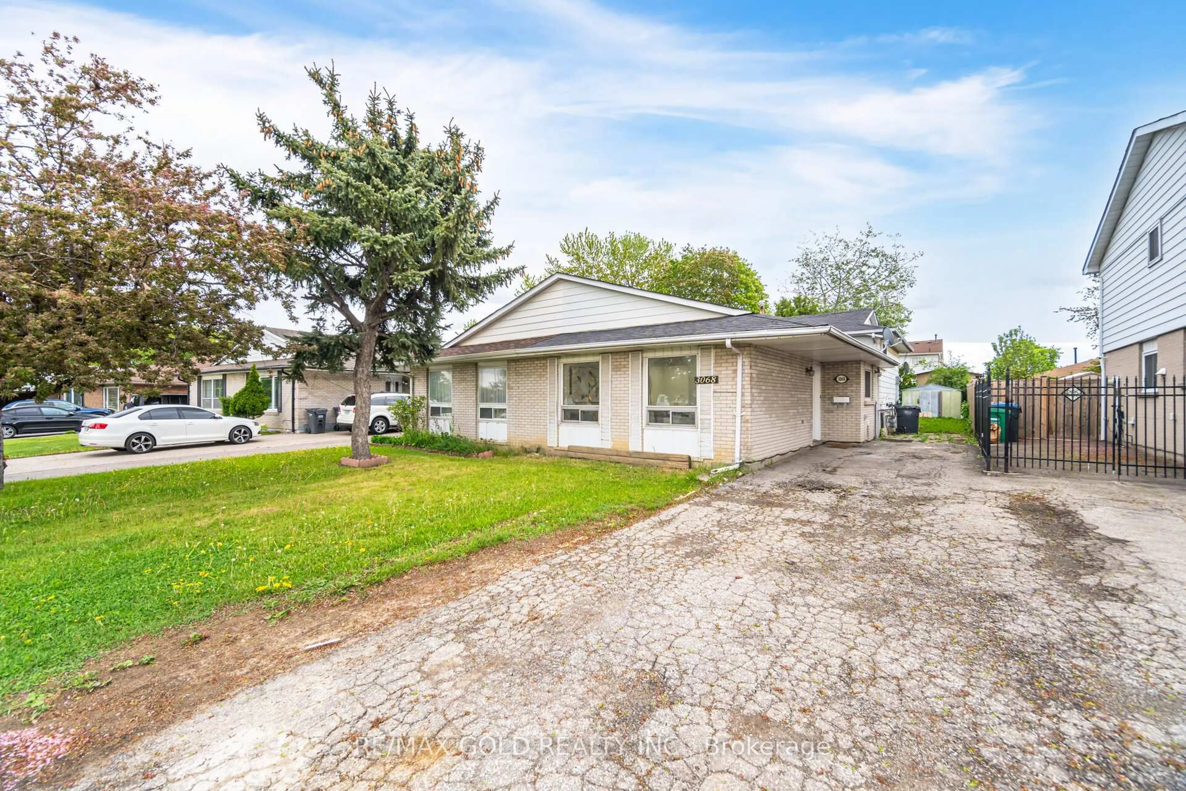 Unknown for 3068 Morning Star Dr, Mississauga Ontario L4T 1X2