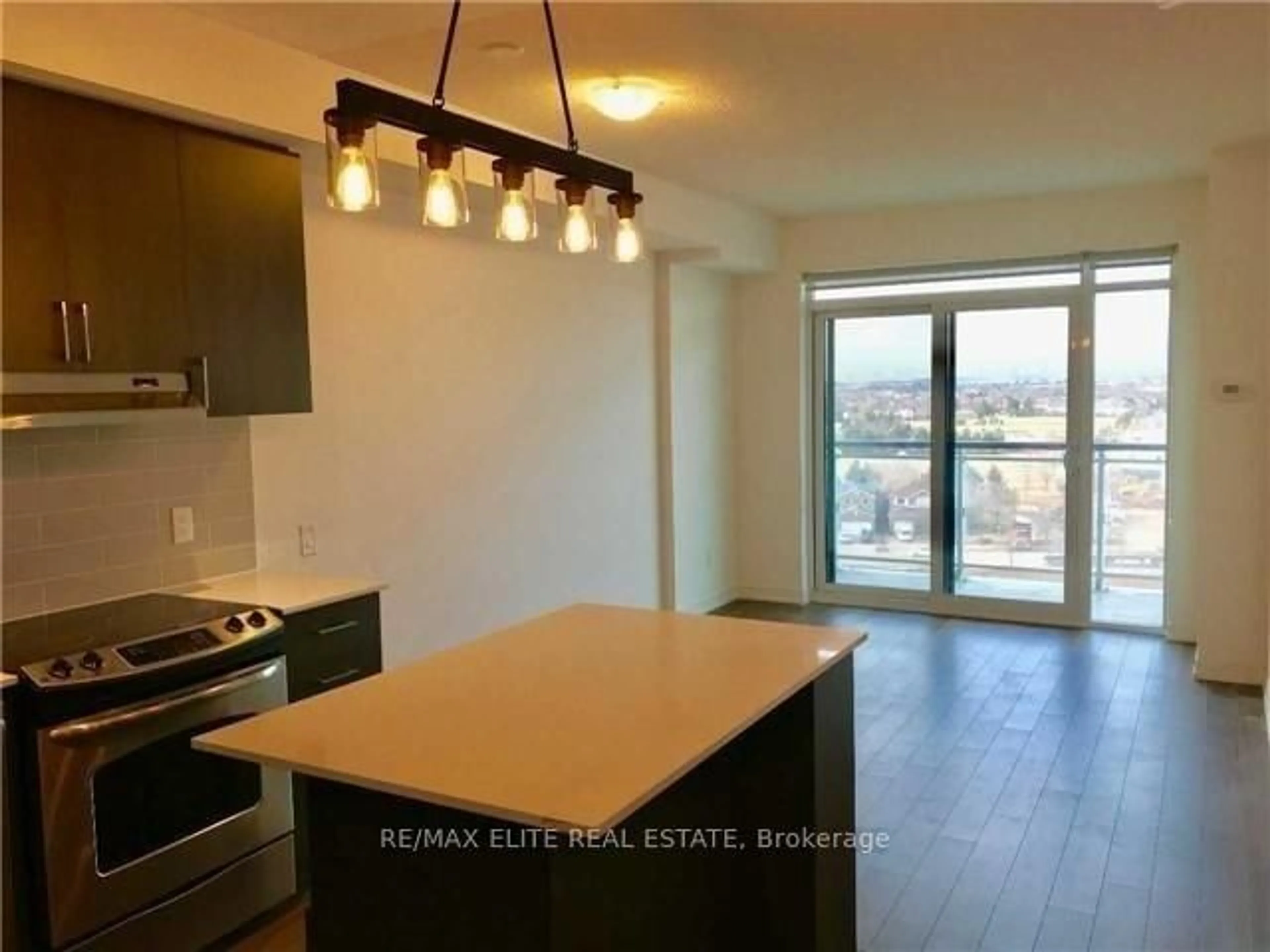 Open concept kitchen, unknown for 2560 Eglinton Ave #908, Mississauga Ontario L5M 0Y3