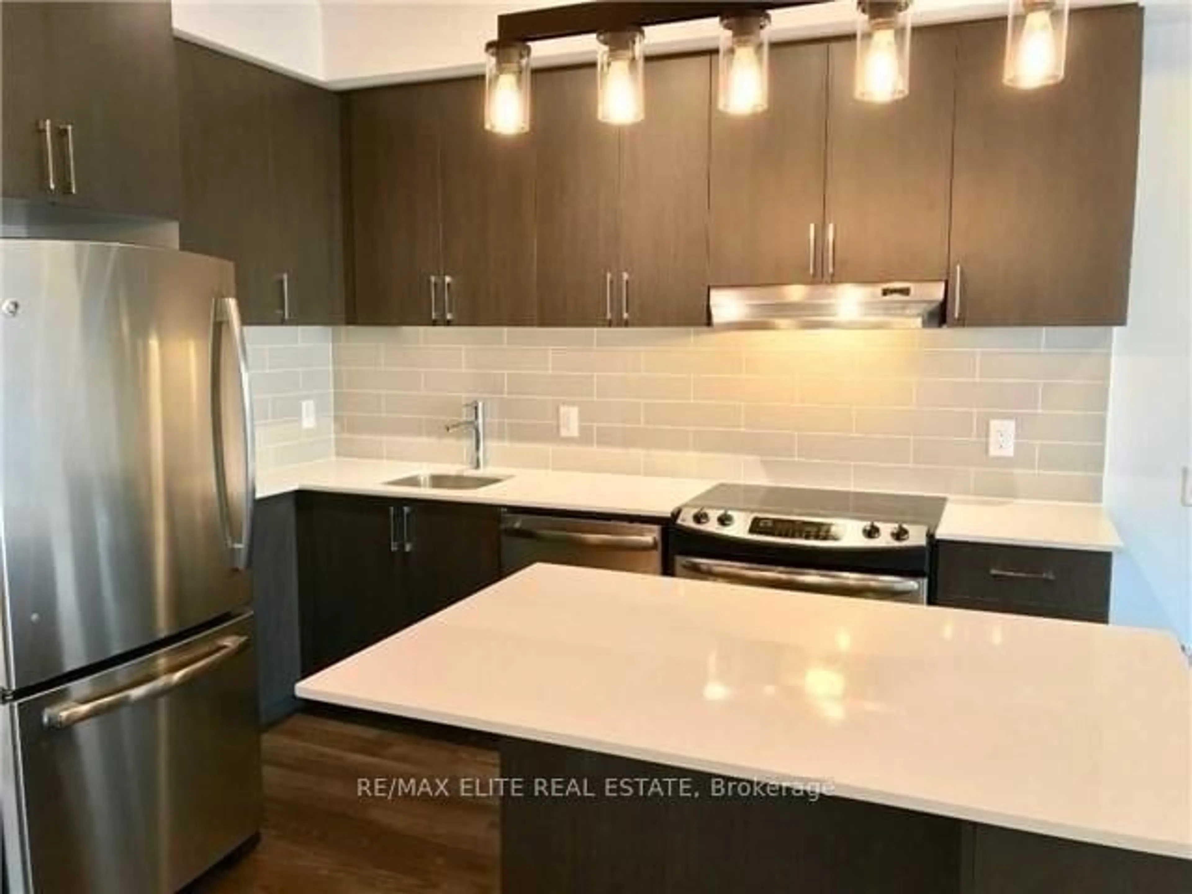 Open concept kitchen, unknown for 2560 Eglinton Ave #908, Mississauga Ontario L5M 0Y3